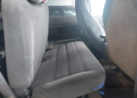 1998 Ford Explorer Eddie Bauer/Limited/Xl/Xlt z USA, uszkodzony, nr VIN 1FMZU34X8WUC69252